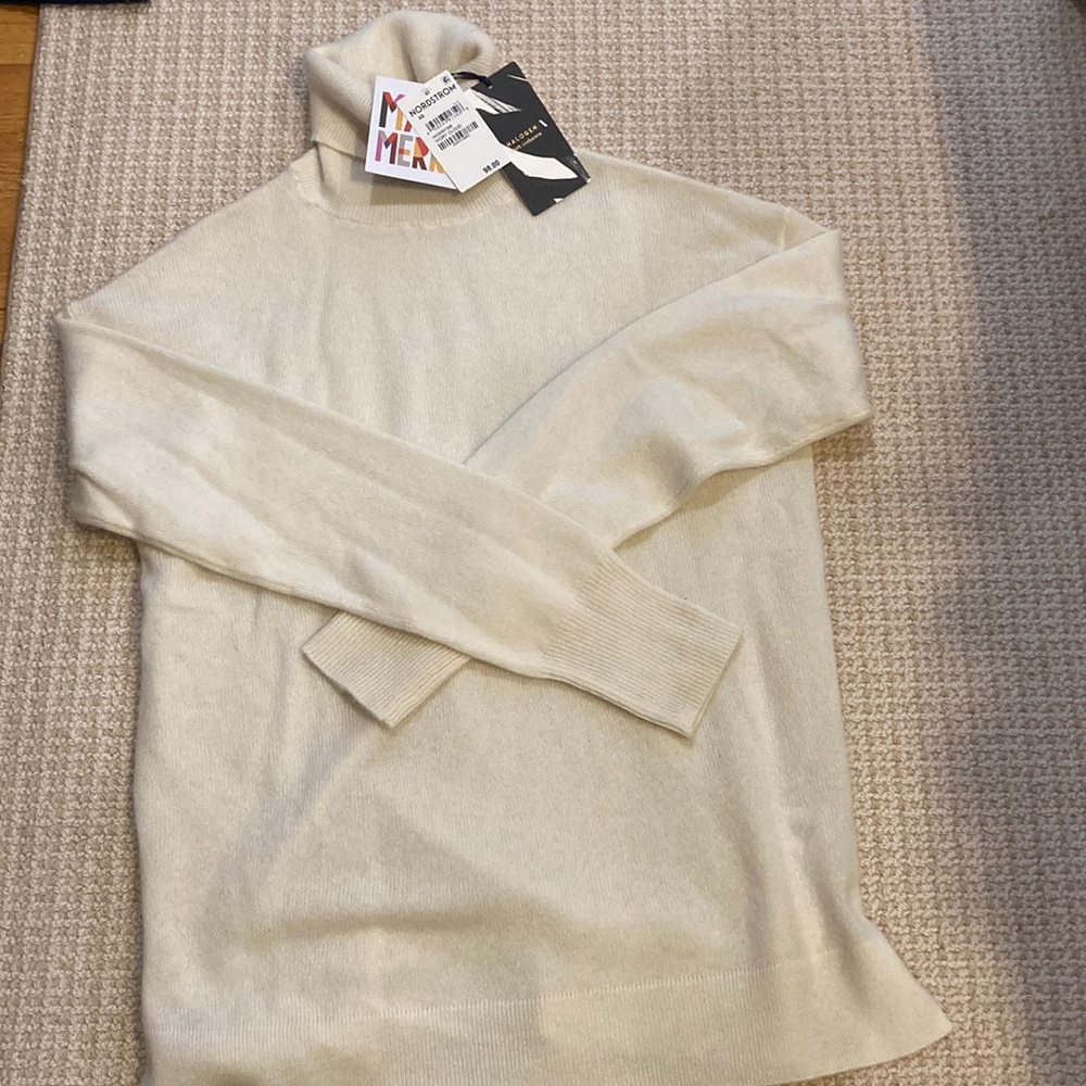 NWT Halogen cashmere turtleneck XS